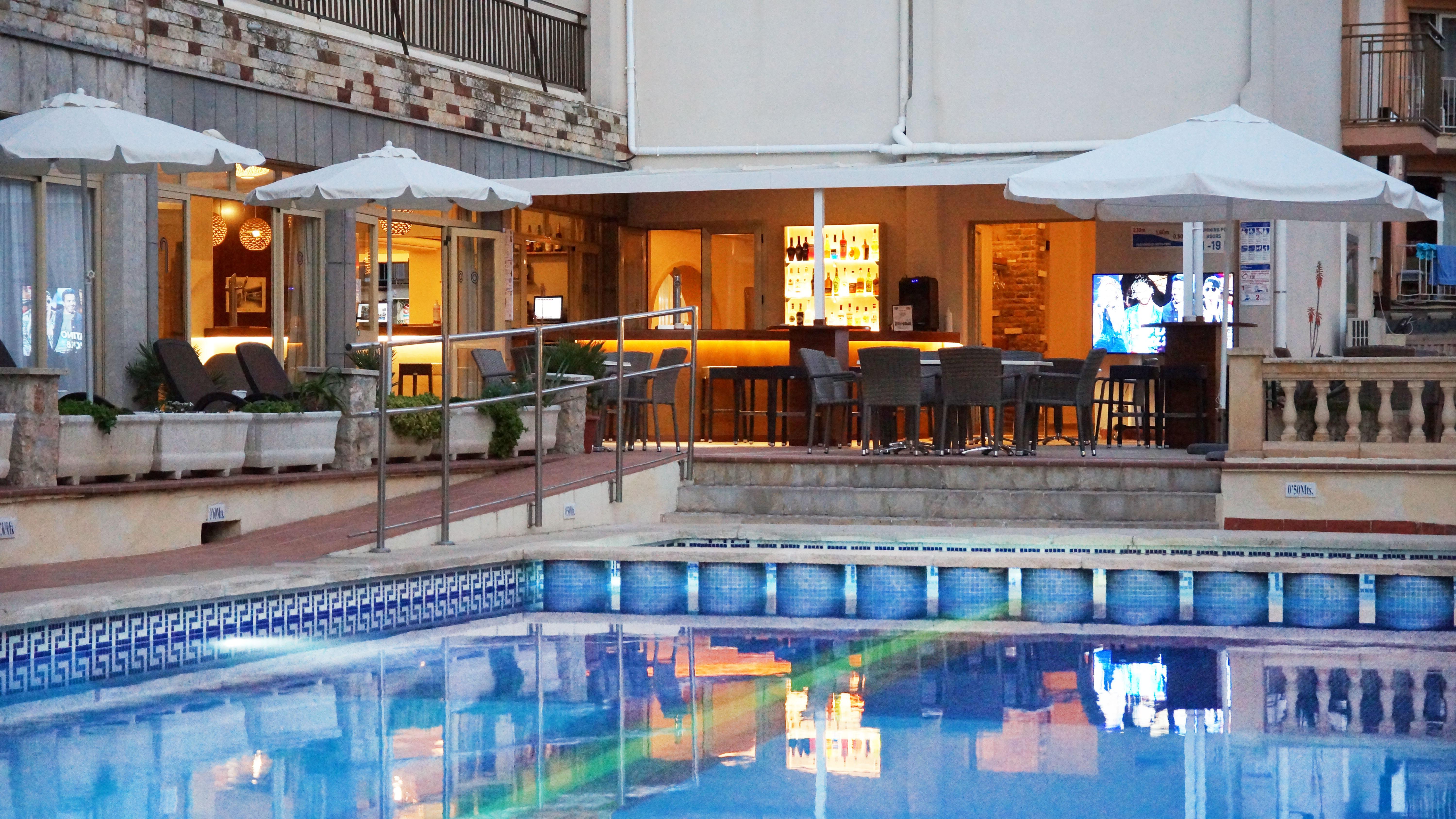 Hotel Iris - Only Adults El Arenal  Extérieur photo